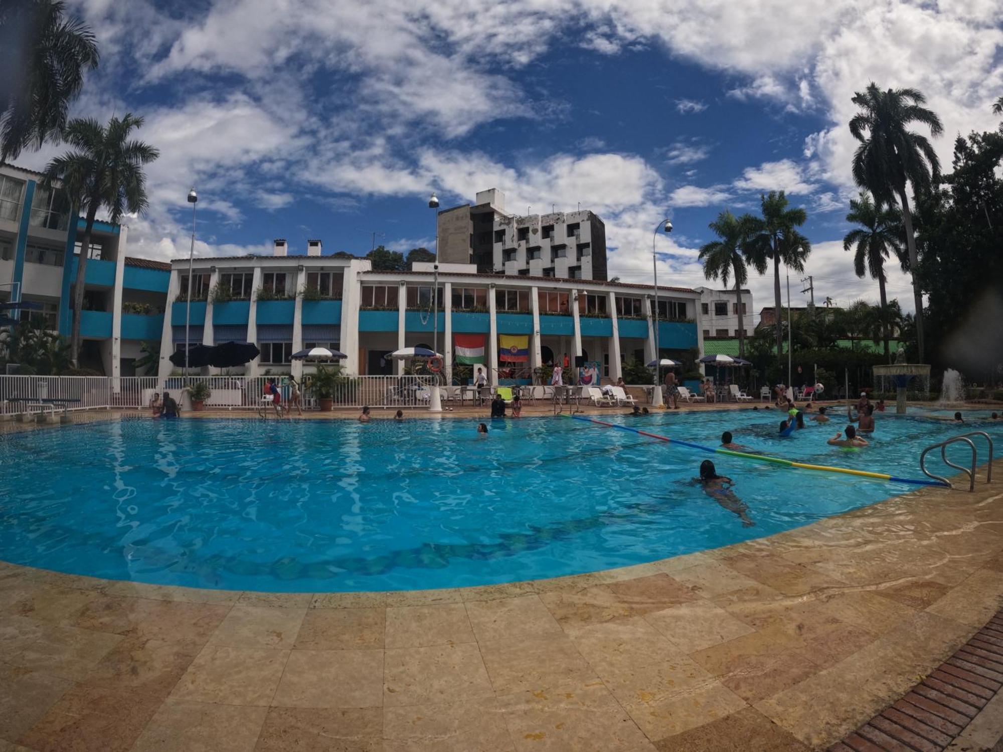Hotel Bachue Girardot Kültér fotó