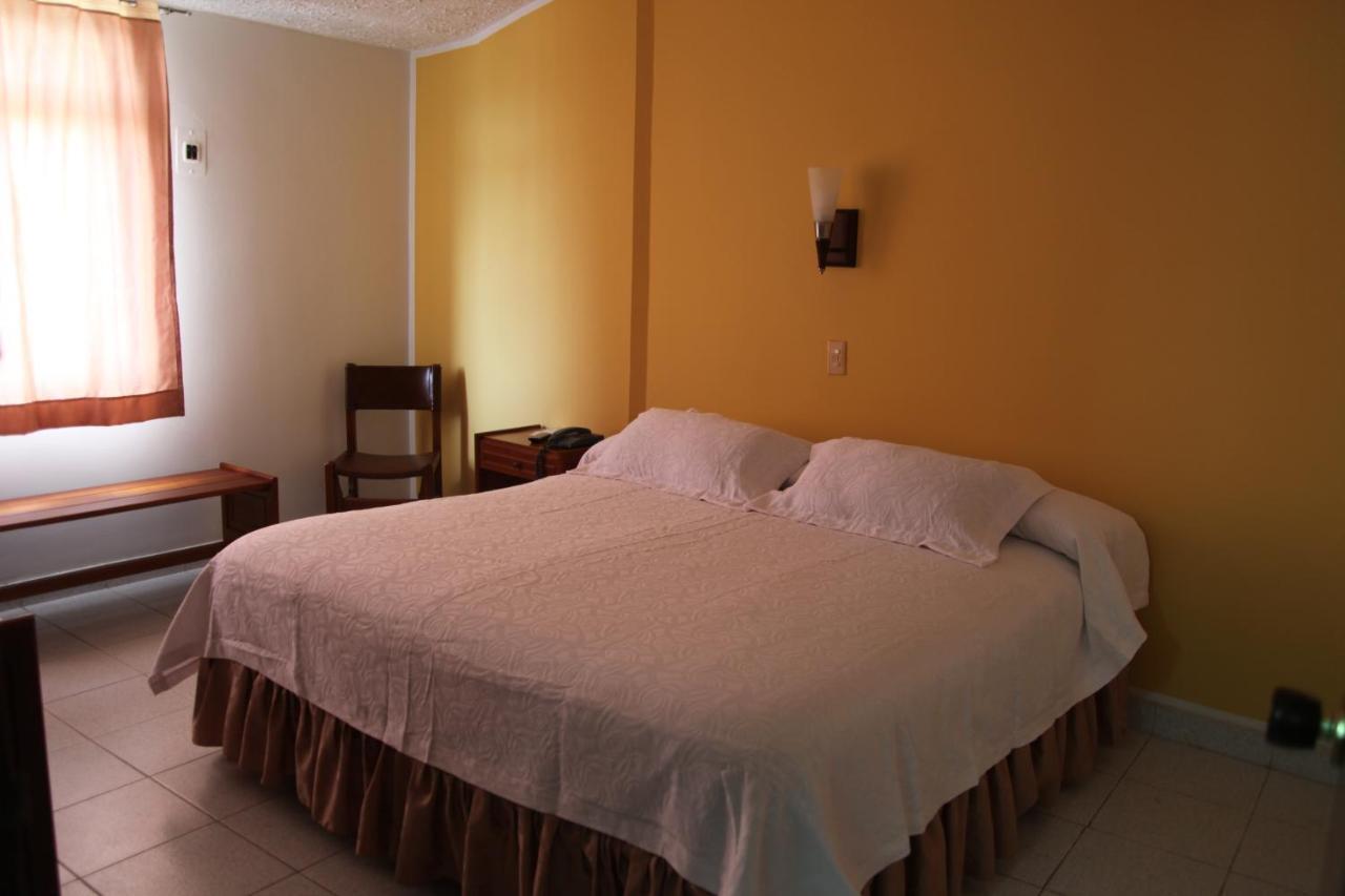 Hotel Bachue Girardot Kültér fotó