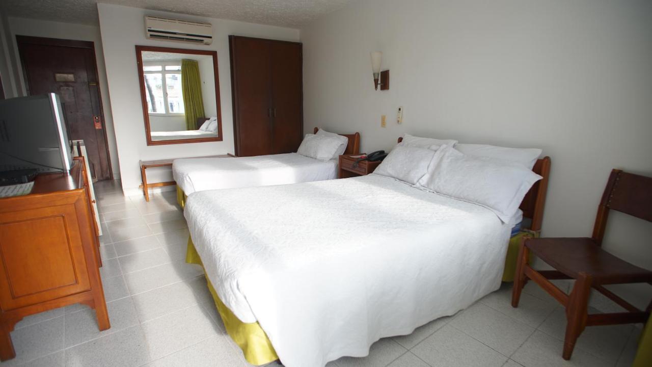 Hotel Bachue Girardot Kültér fotó